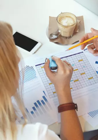 Recueillir les feedbacks et optimiser les parcours pour garantir des résultats durables.