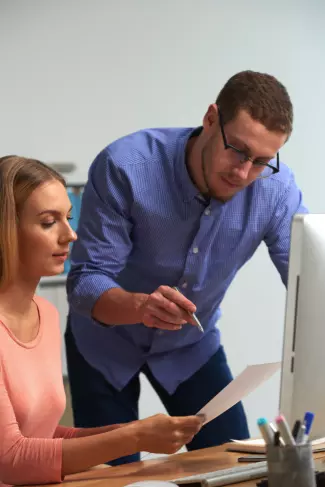 Nous formons vos équipes en utilisant les outils déjà en place, tout en proposant des solutions nouvelles lorsque cela est pertinent.